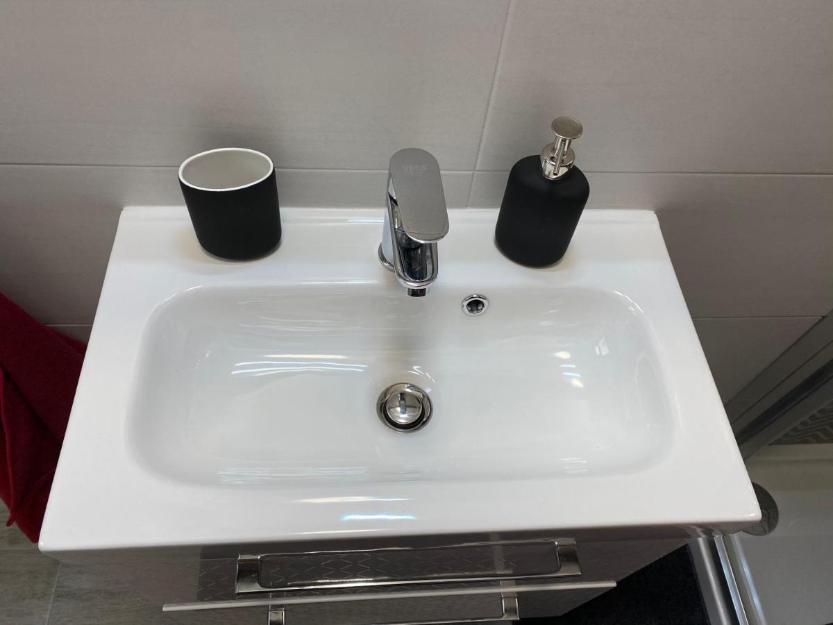 Pisani Apartment バーリ エクステリア 写真