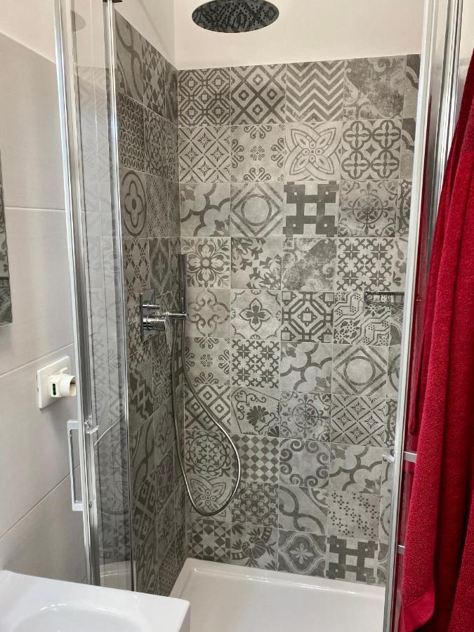Pisani Apartment バーリ エクステリア 写真
