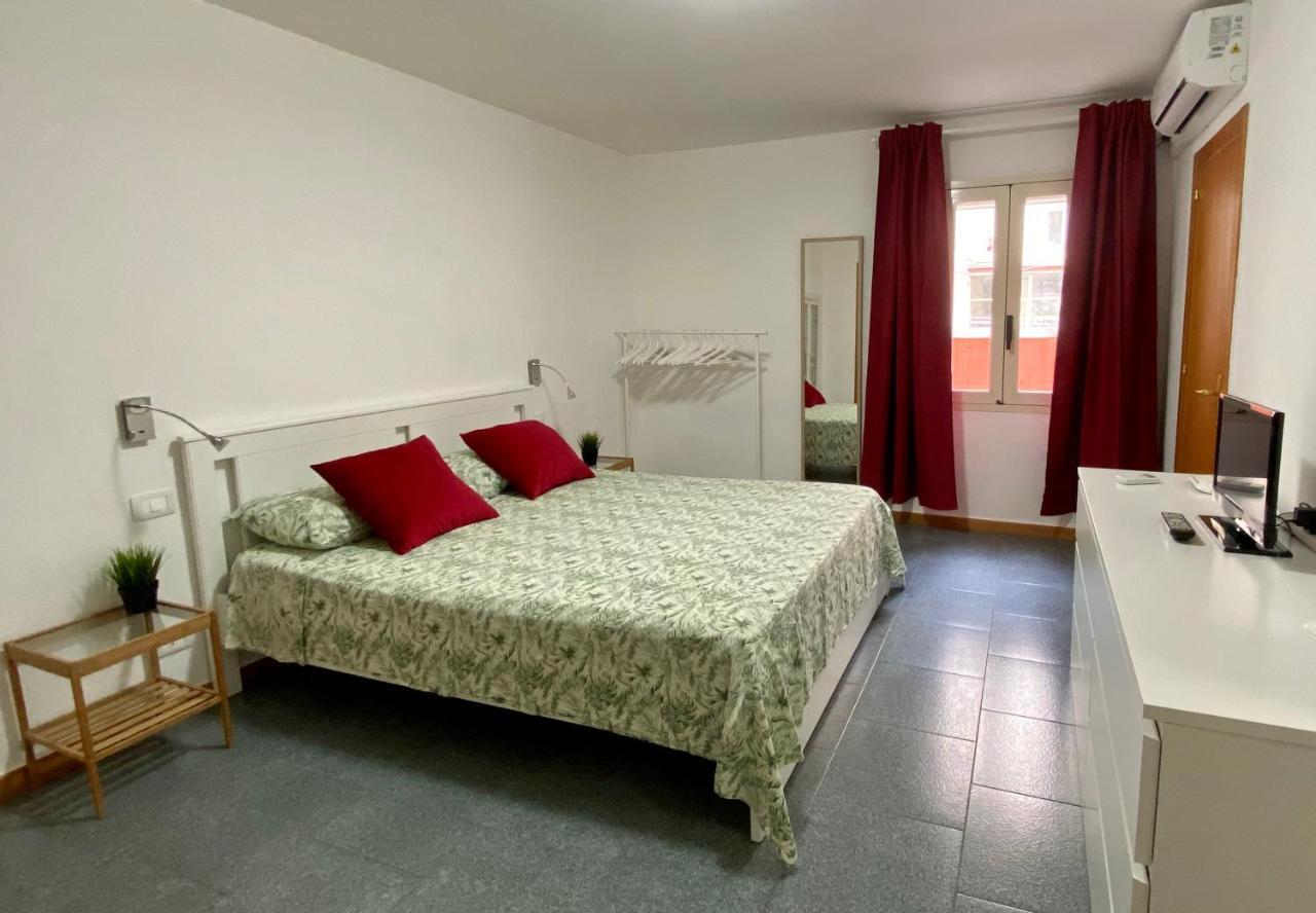 Pisani Apartment バーリ エクステリア 写真