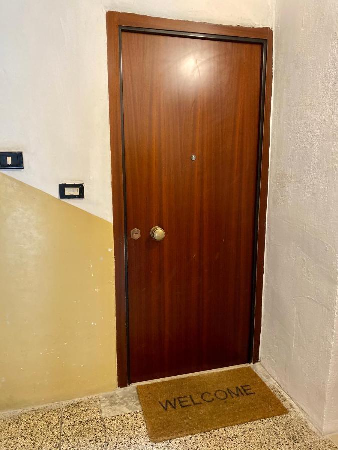 Pisani Apartment バーリ エクステリア 写真